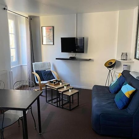 Appartement En Plein Coeur Historique De Dinan Esterno foto